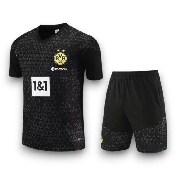 Conjunto BVB 2023-2024 Visitante –  Entrenamiento