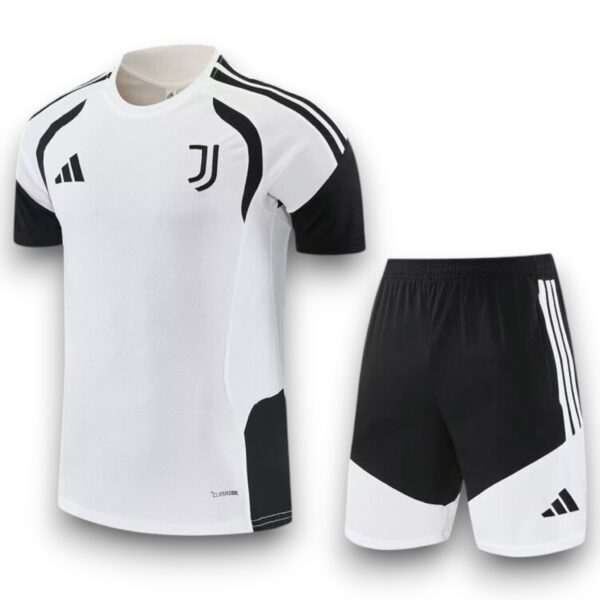 Conjunto Juventus 2026-2027 Local – Entrenamiento