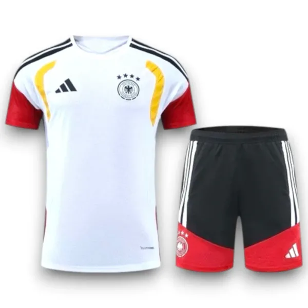 Conjunto Alemania 2025-2026 Local – Entrenamiento