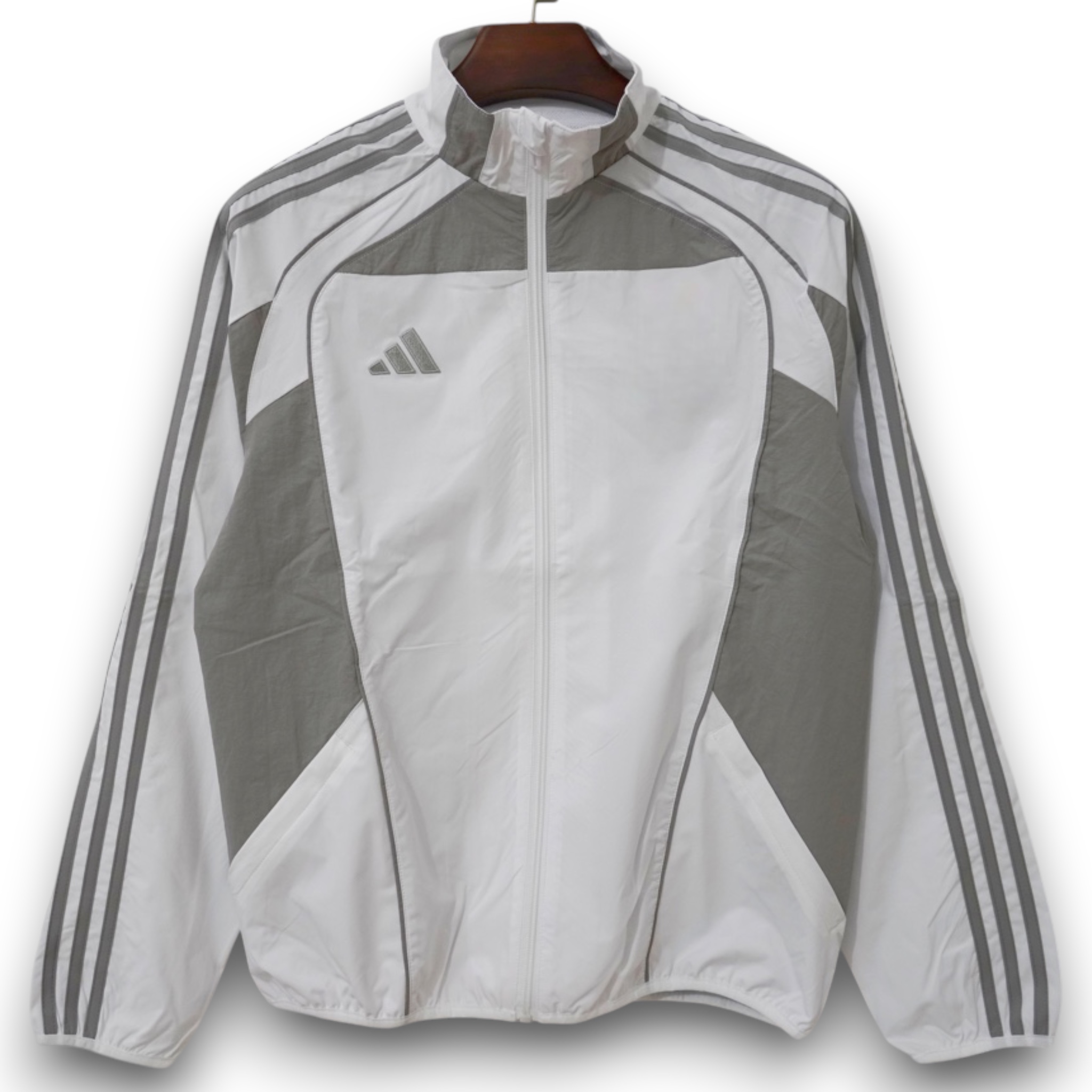 Chaqueta Real Madrid 2025-2026 Local - Cortavientos