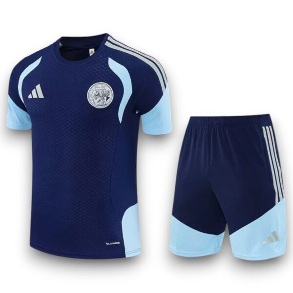 Conjunto Ajx 2026-2027 – Entrenamiento